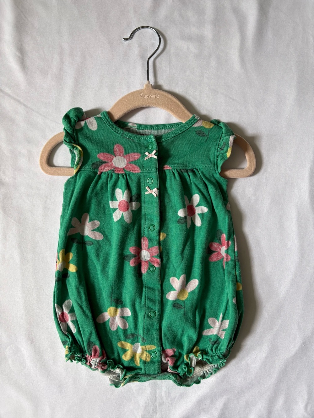 🌸 Baby girl Green romper with flowers | Carter’s